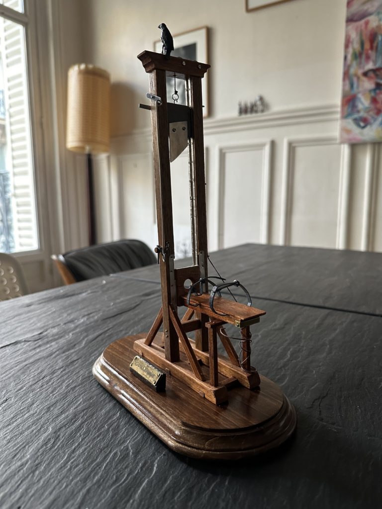 Guillotine modèle bureau